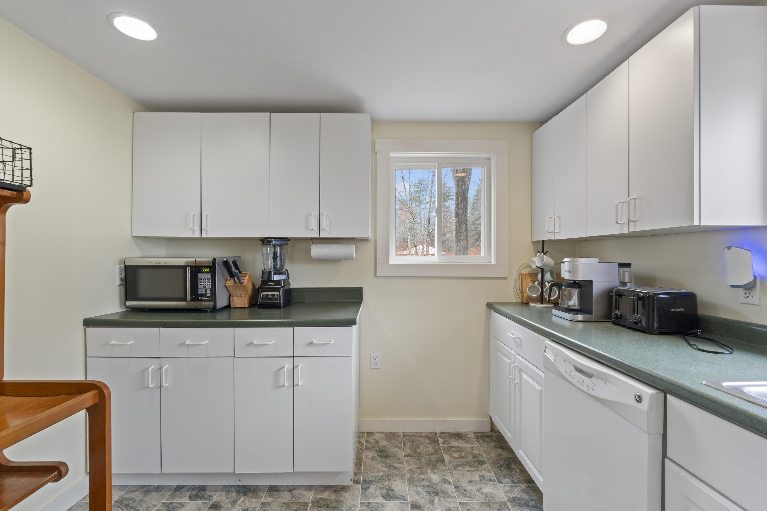 13 Quest Avenue Sebago, ME 04029 - Photo 14 of 33 Kitchen Photo 3