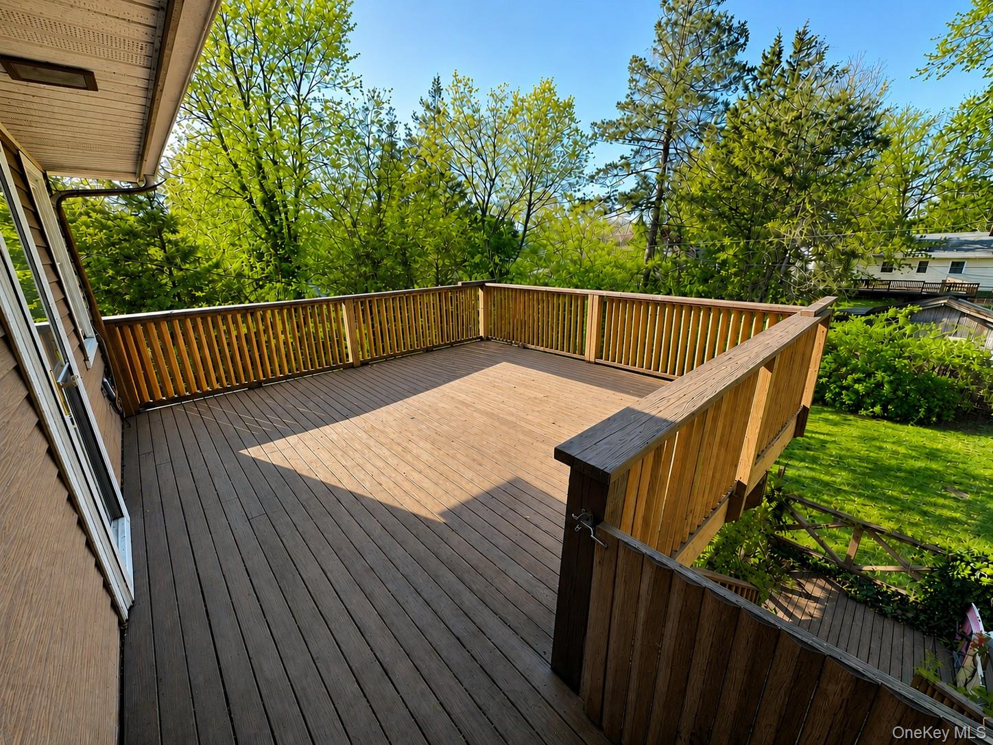 76 Jay Road Centereach, NY 11720 - Photo 34 of 47 Second Floor