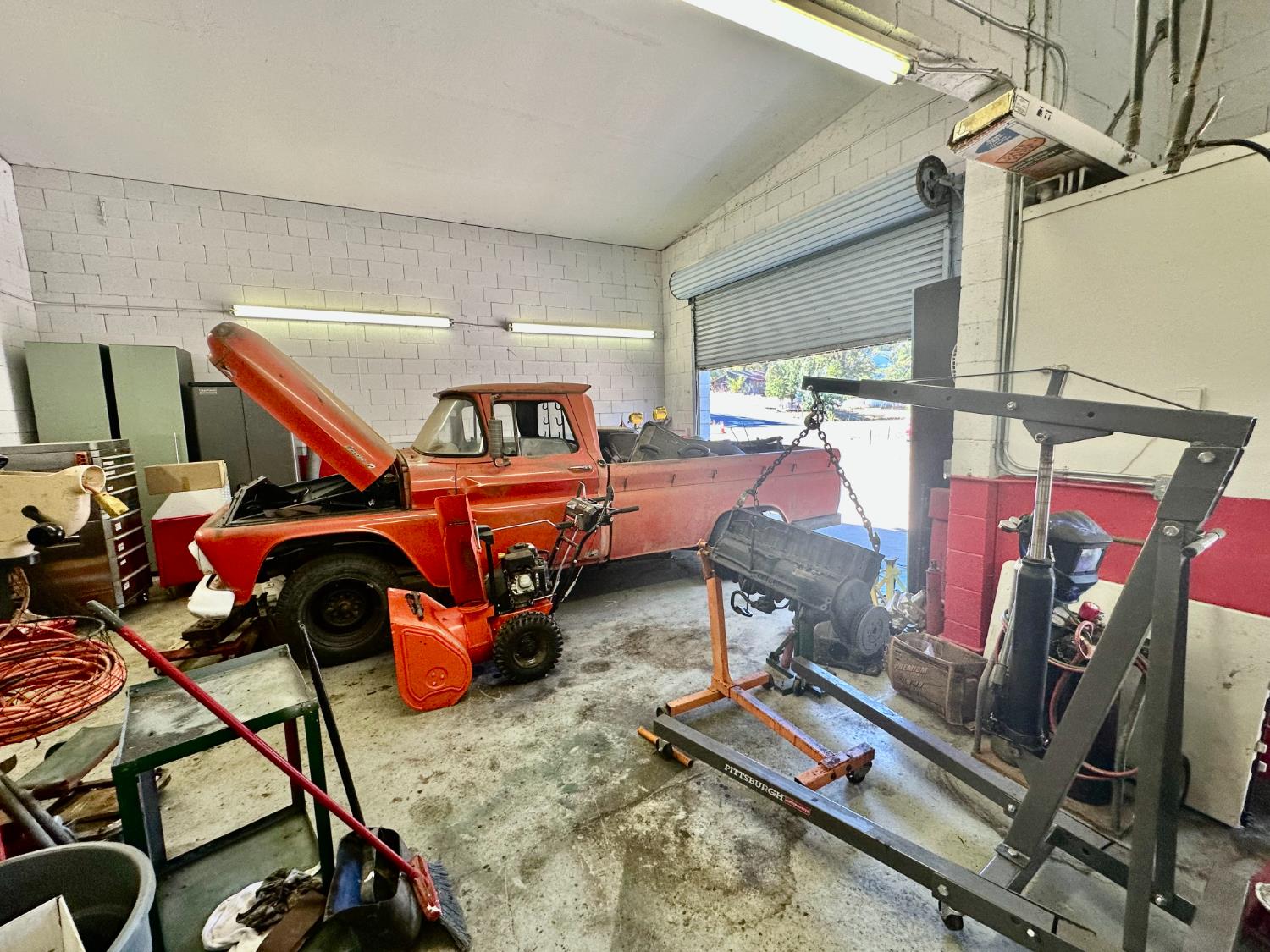 4550 Moran Road Avery, CA 95224 - Photo 27 of 31 a room with gym equipment