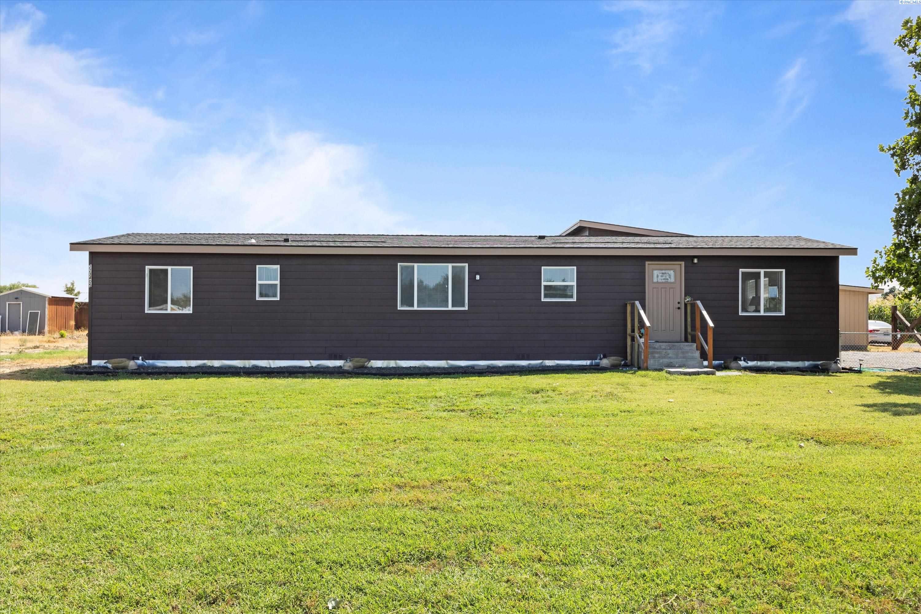 223405 East Cochran Road Kennewick, WA 99337 - Photo 1 of 23 Gallery Image 1