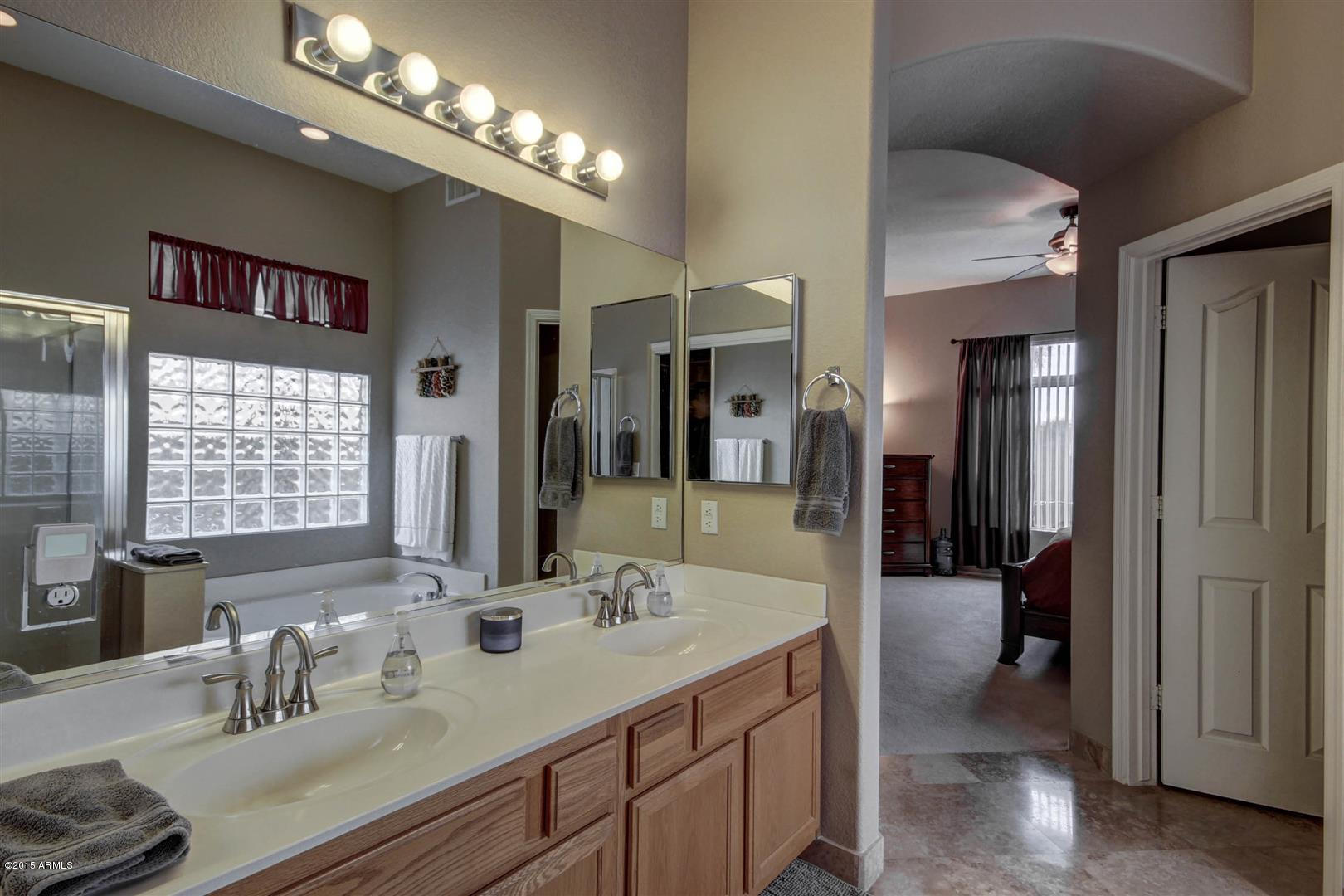 6751 West Del Rio Street Chandler, AZ 85226 - Photo 20 of 38 Master Bathroom