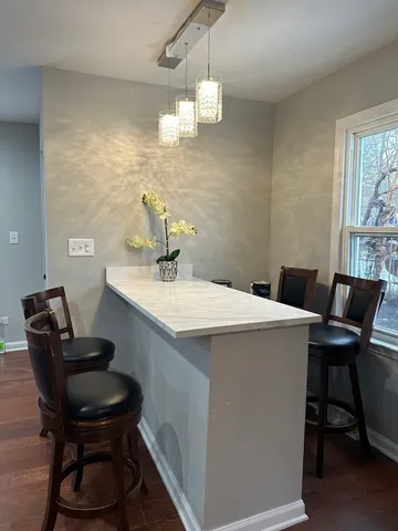 $1,800 | 905 Tomahawk Trail, Round Lake, IL 60073