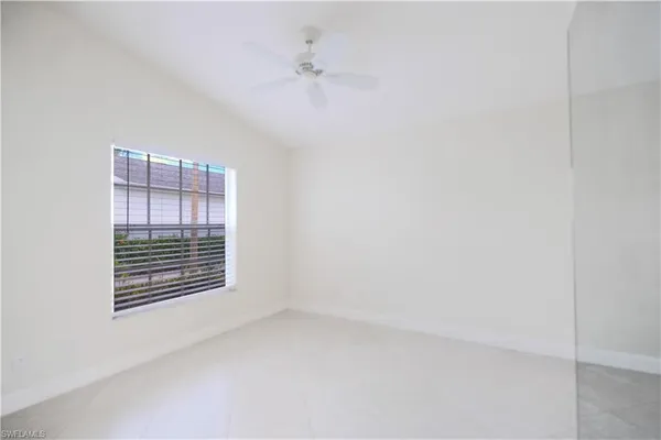 a view of a room with an empty space