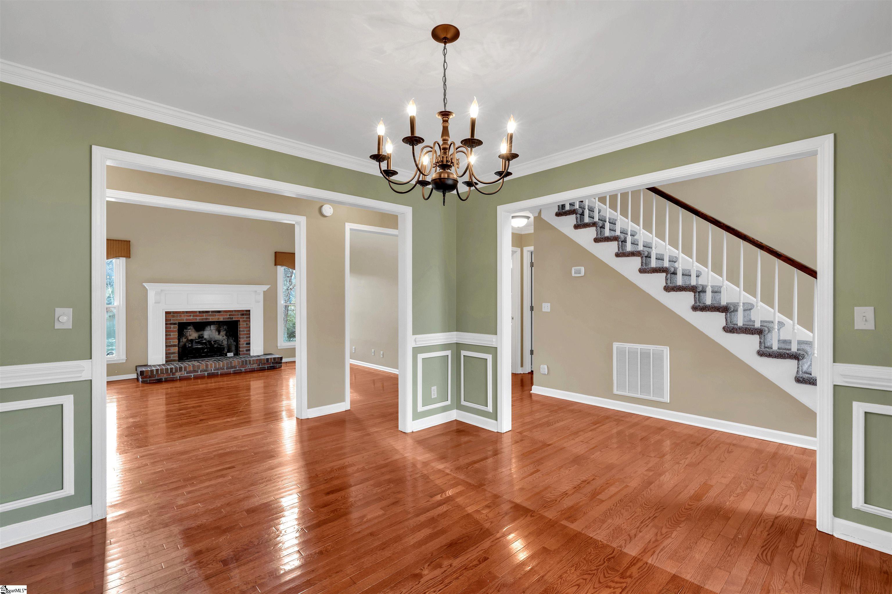 115 Spring Lake Loop Simpsonville, SC 29681 - Photo 5 of 28