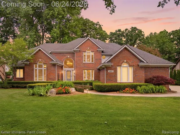 $775,000 | 14863 Towering Oaks Drive, Utica, MI 48315