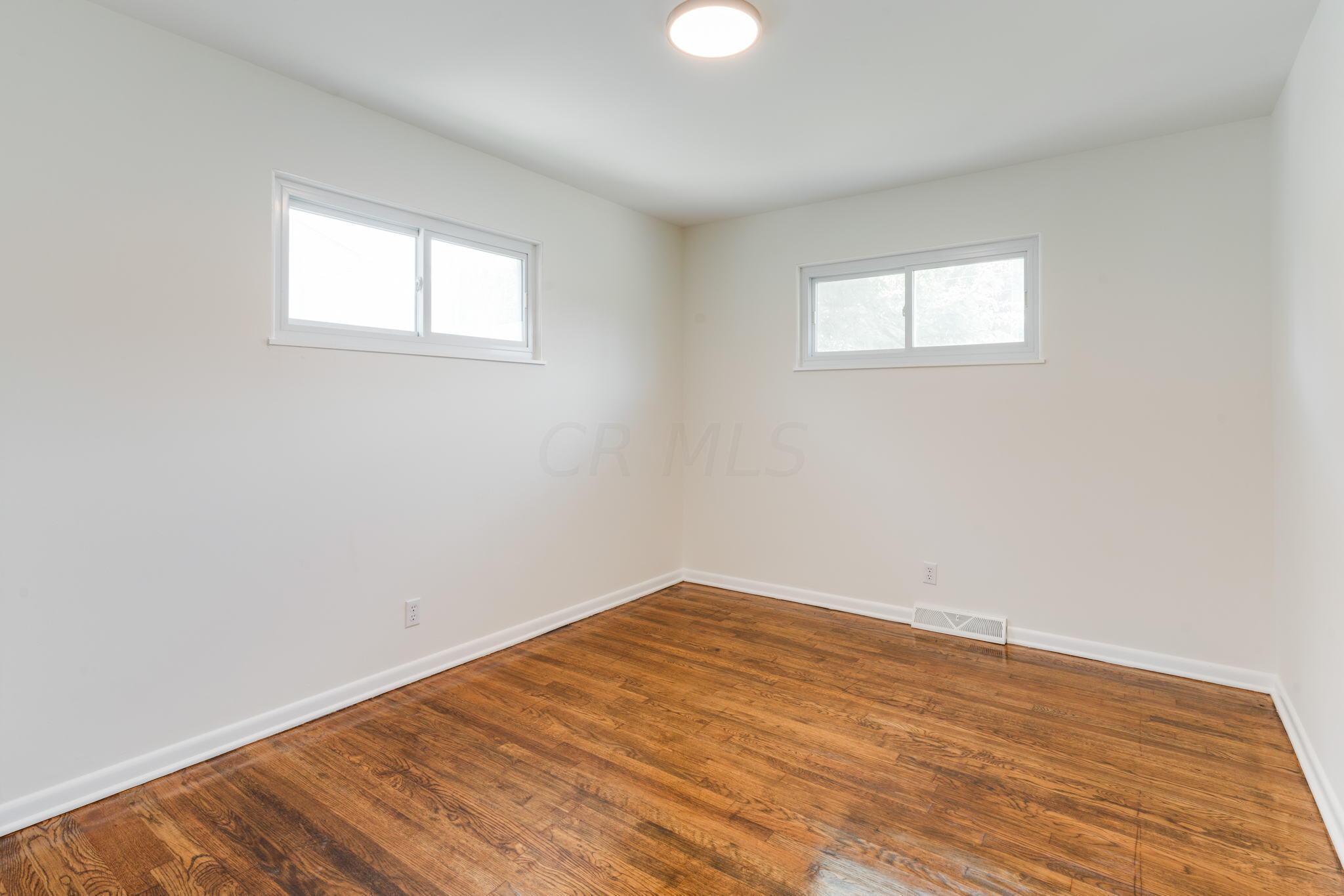 1467 Bycroft Road Columbus, OH 43206 - Photo 14 of 23