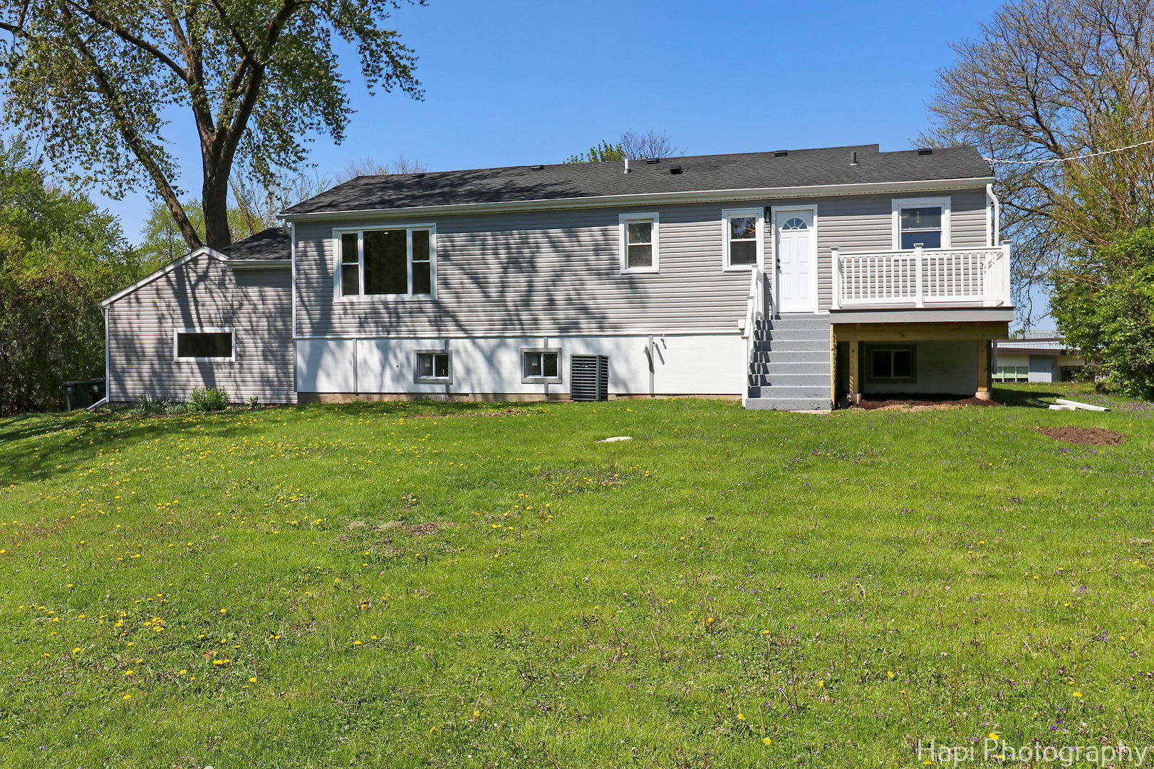539 South Plum Grove Road Palatine, IL 60067 - Photo 29 of 33 a front view of a house with a yard