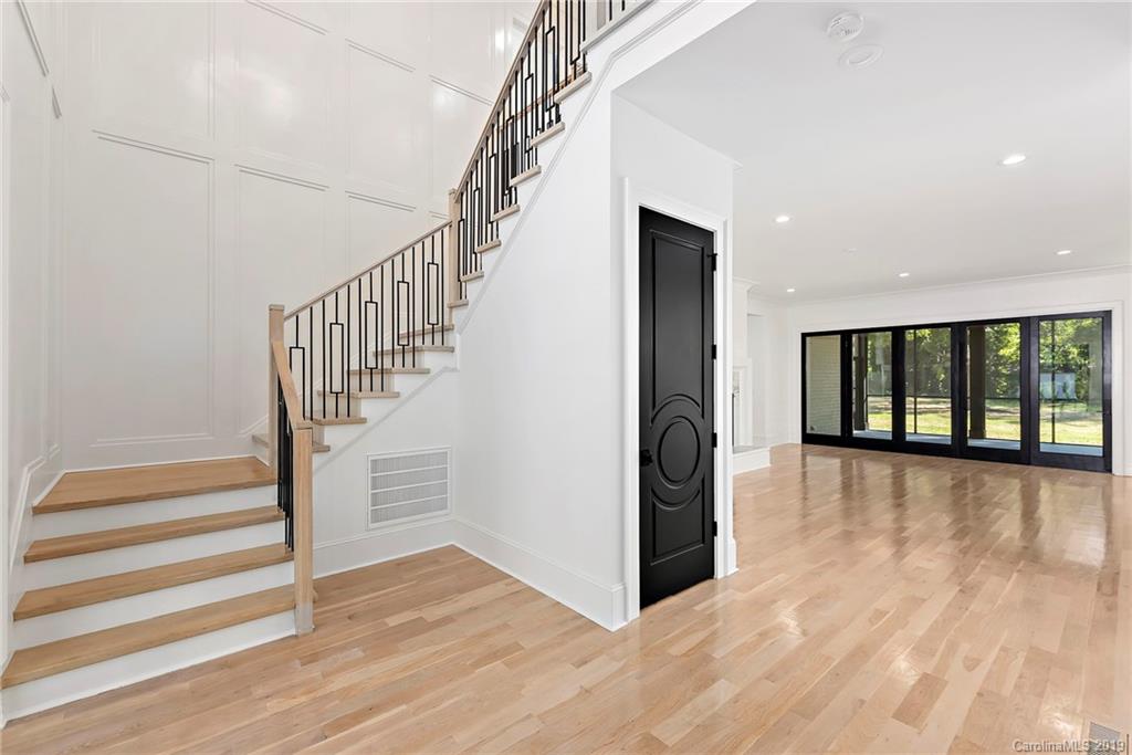 4610 Sharon View Road Charlotte, NC 28226 - Photo 2 of 35
