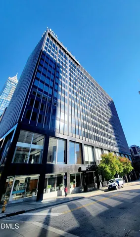 $2,295 | 319 Fayetteville Street, Unit 406, Raleigh, NC 27601