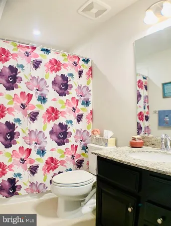 $2,450 | 408 Streamview Drive, Fredericksburg, VA 22405