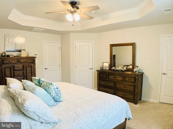 $2,450 | 408 Streamview Drive, Fredericksburg, VA 22405