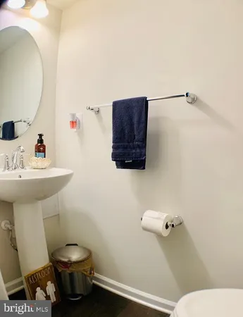 $2,450 | 408 Streamview Drive, Fredericksburg, VA 22405