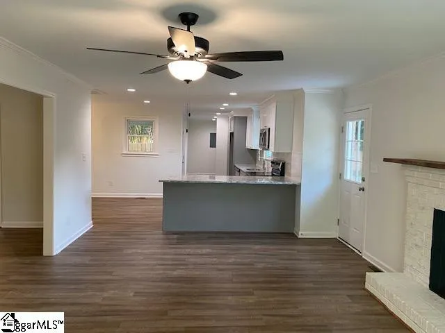 $1,895 | 203 Pleasant Drive, Greer, SC 29651