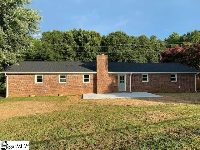 $1,895 | 203 Pleasant Drive, Greer, SC 29651