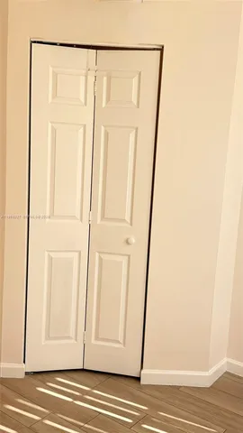 $2,400 | 16727 Hemingway Drive, Weston, FL 33326