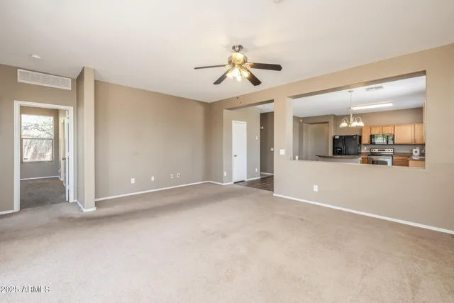 $1,875 | 3148 West Maldonado Road, Phoenix, AZ 85041