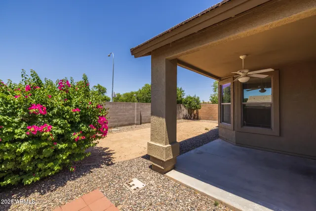 $1,875 | 3148 West Maldonado Road, Phoenix, AZ 85041