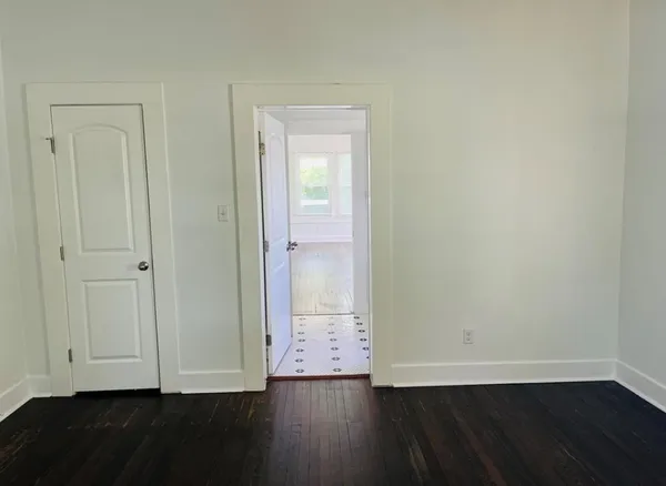 $2,200 | 407 Sidney Street, Houston, TX 77003