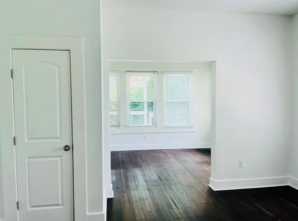 $2,200 | 407 Sidney Street, Houston, TX 77003