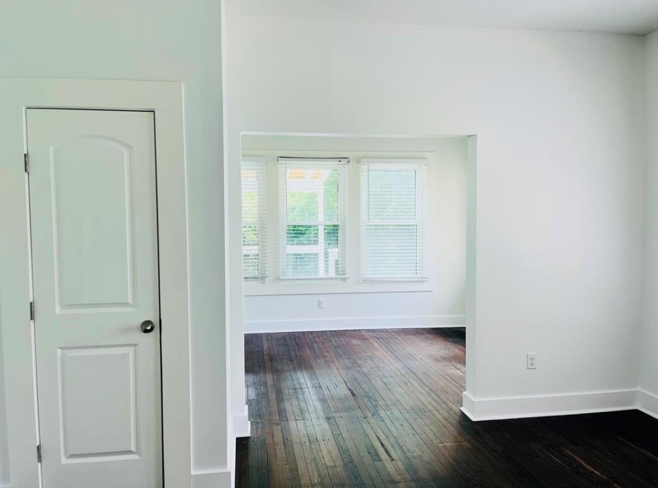 407 Sidney Street Houston, TX 77003 - Photo 12 of 17