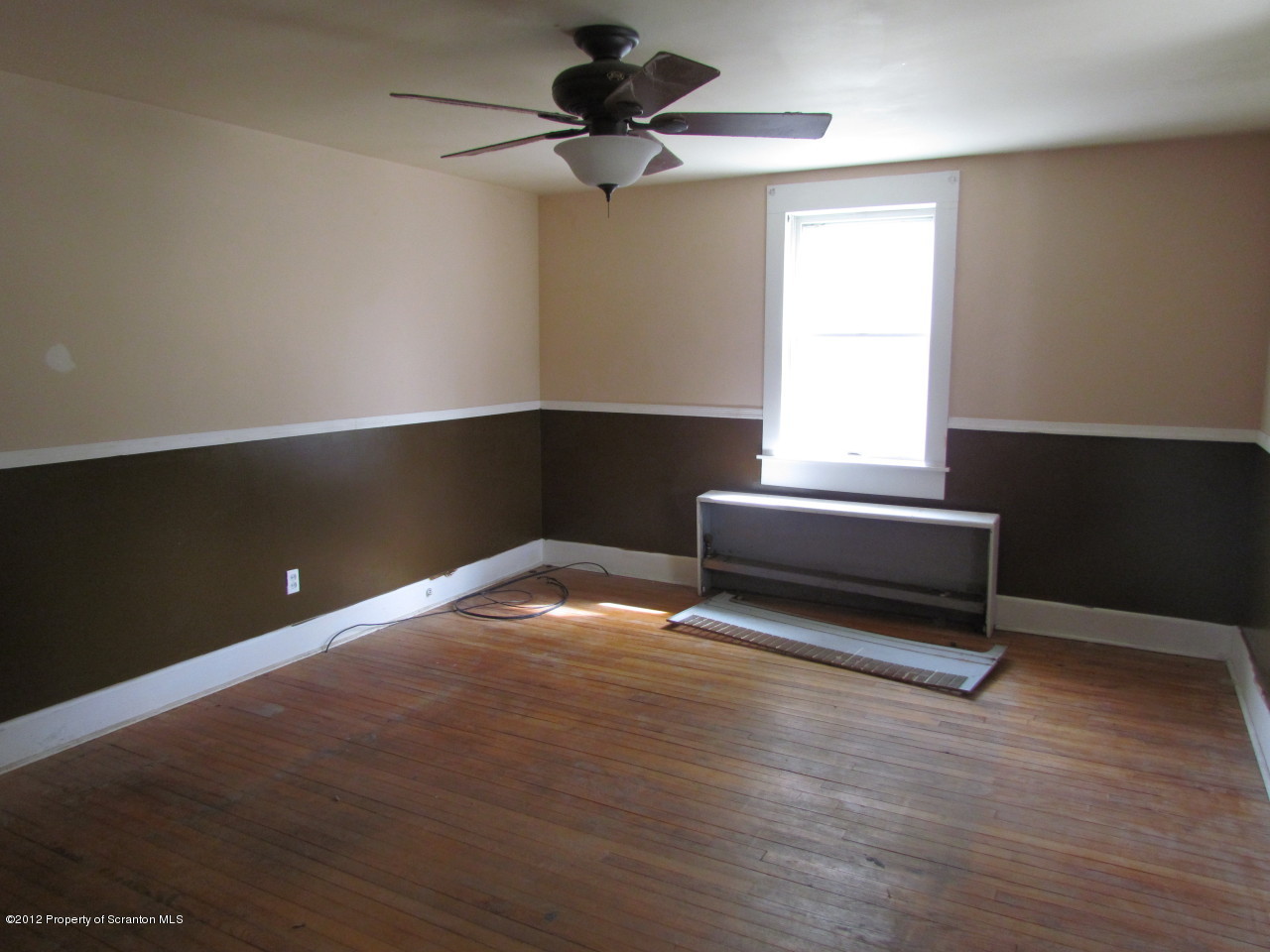 112 Armstrong Road Waverly, PA 18471 - Photo 3 of 6 Gallery Image 3