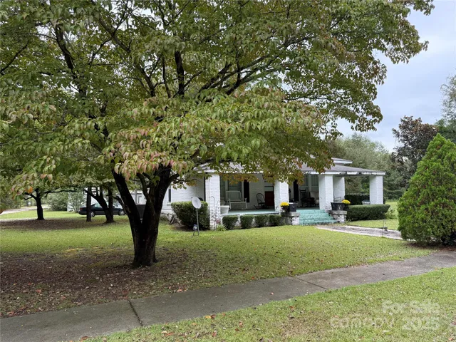 $153,000 | 304 Blackmon Street North, Bethune, SC 29009