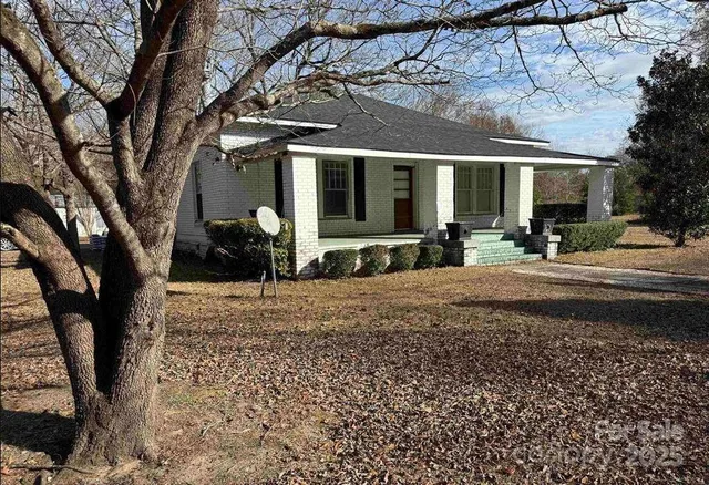 $153,000 | 304 Blackmon Street North, Bethune, SC 29009