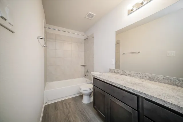 $1,760 | 313 Blue Crane Street, Huntsville, TX 77320