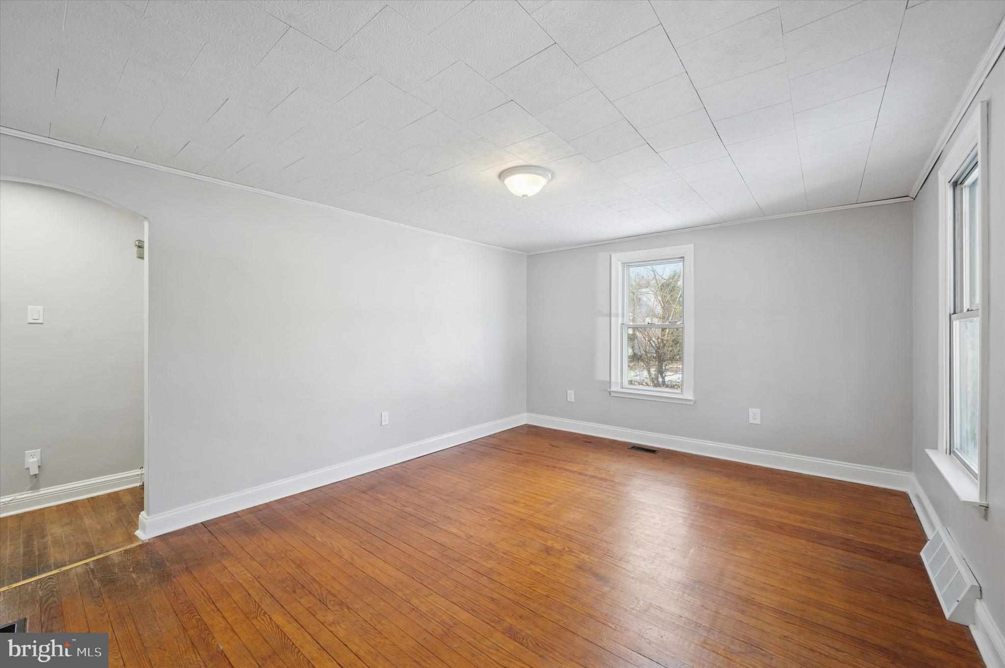 1114 Townsend Street Chester, PA 19013 - Photo 3 of 19 Large living room