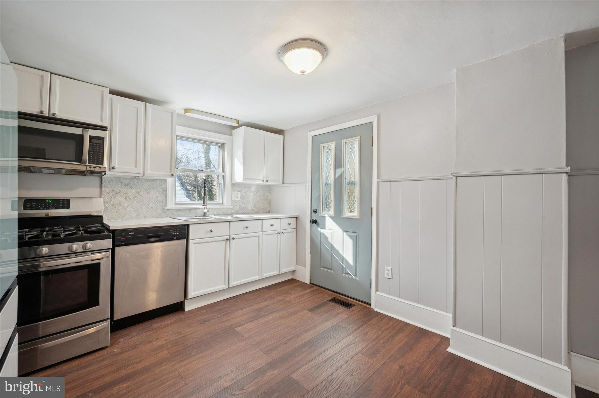 1114 Townsend Street Chester, PA 19013 - Photo 8 of 19 Side door to new stais