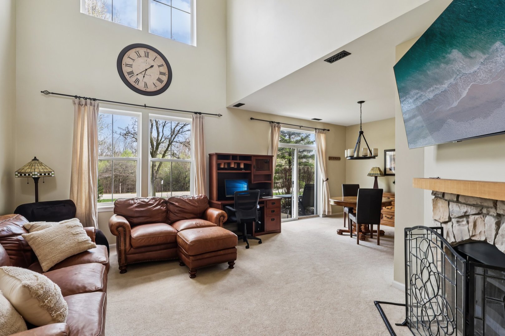 2805 Falling Waters Drive Lindenhurst, IL 60046 - Photo 4 of 29
