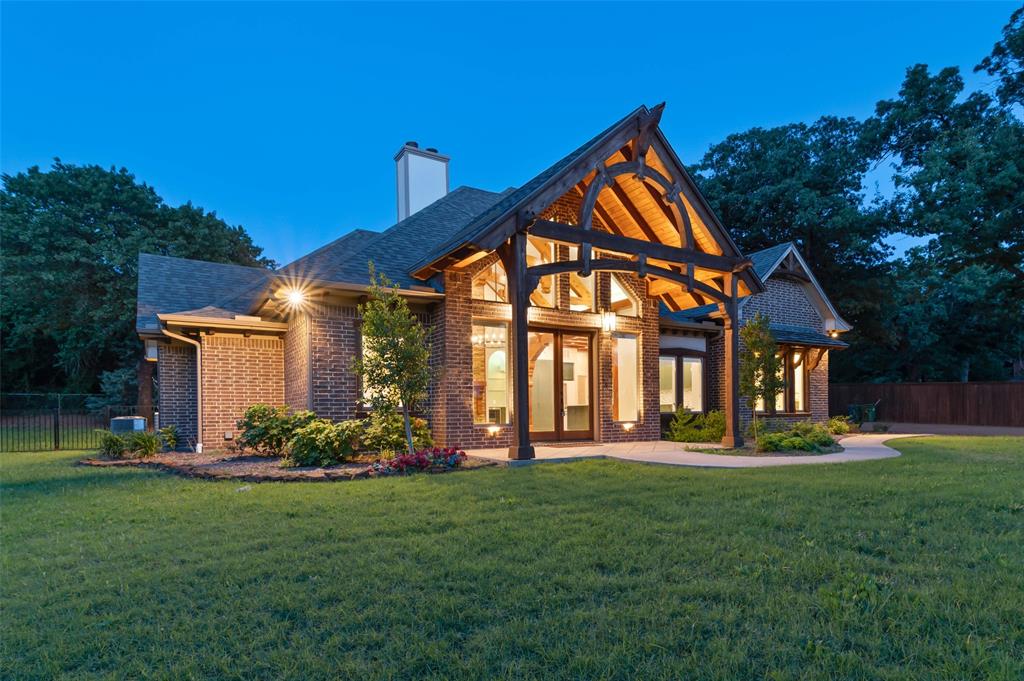 124 Garza Road Shady Shores, TX 76208 - Photo 2 of 40