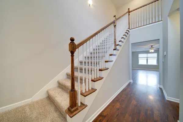 $2,100 | 226 Saxony Way, Gallatin, TN 37066