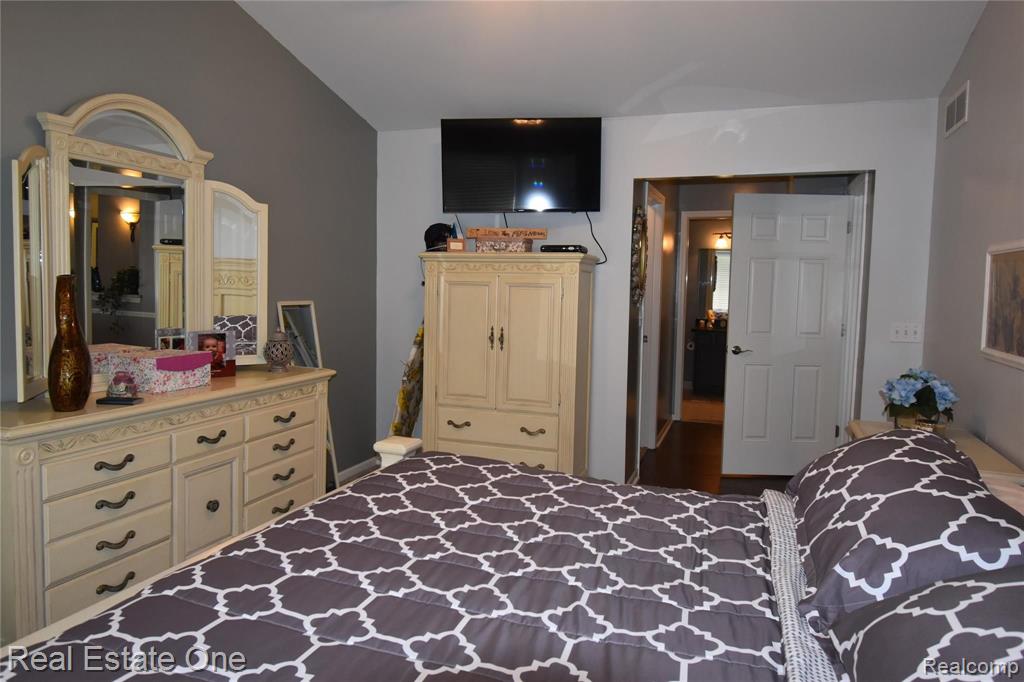 26258 Wacker Drive, Unit 200 Chesterfield, MI 48051 - Photo 21 of 43