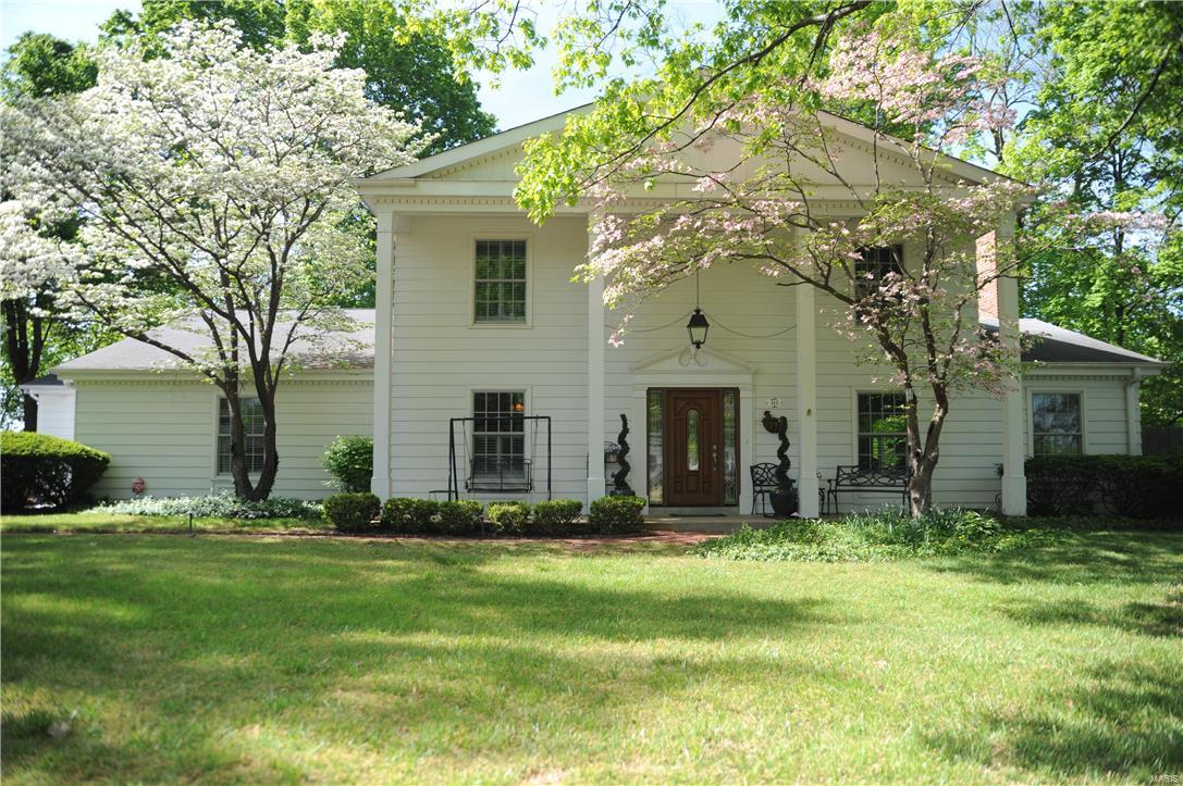143 Ridgecrest Drive Chesterfield, MO 63017 - Photo 1 of 48 Gallery Image 1