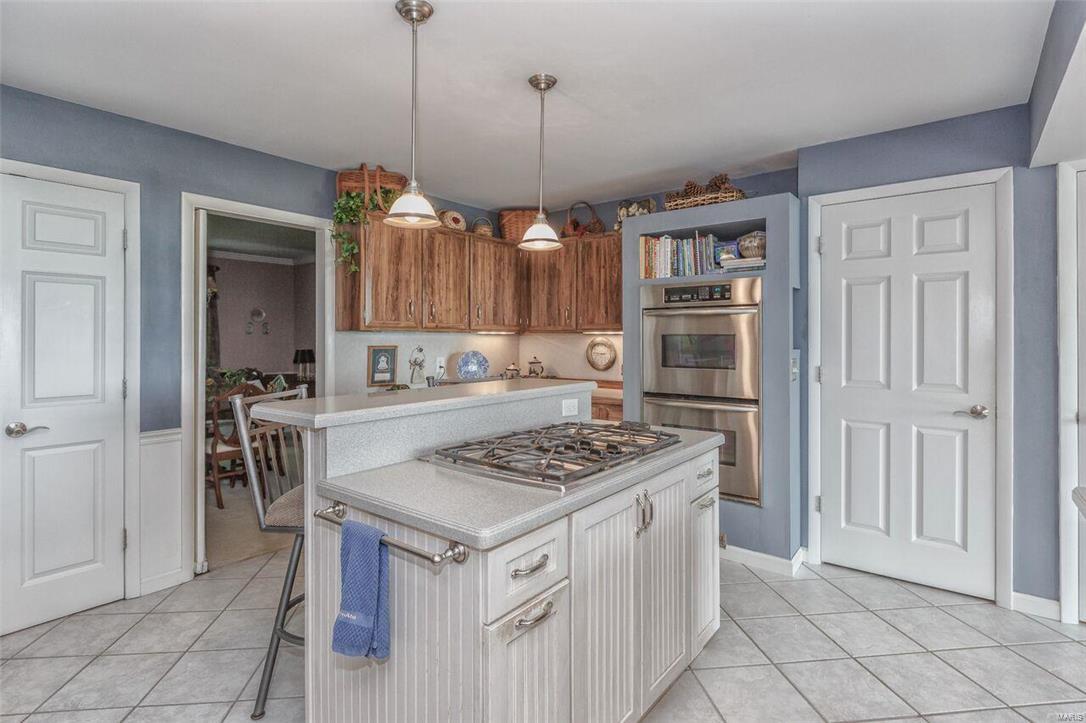 143 Ridgecrest Drive Chesterfield, MO 63017 - Photo 14 of 48 Gallery Image 14