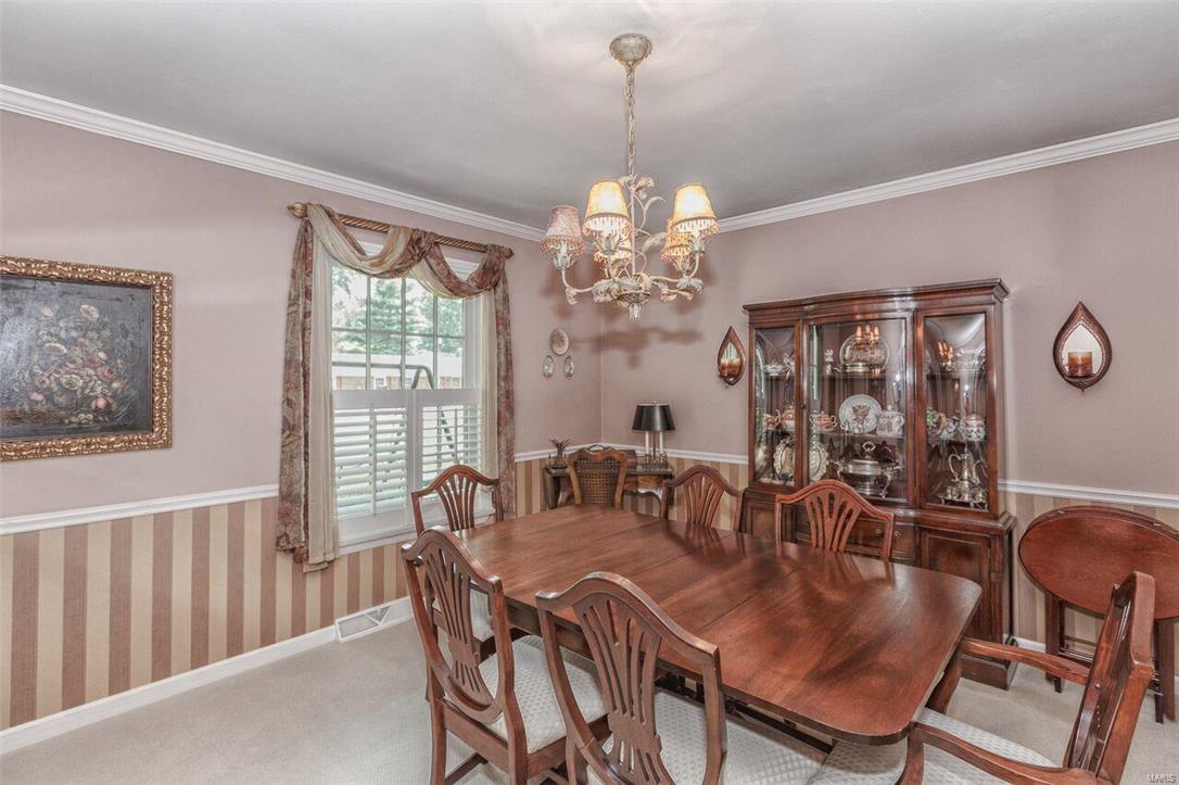 143 Ridgecrest Drive Chesterfield, MO 63017 - Photo 16 of 48 Gallery Image 16