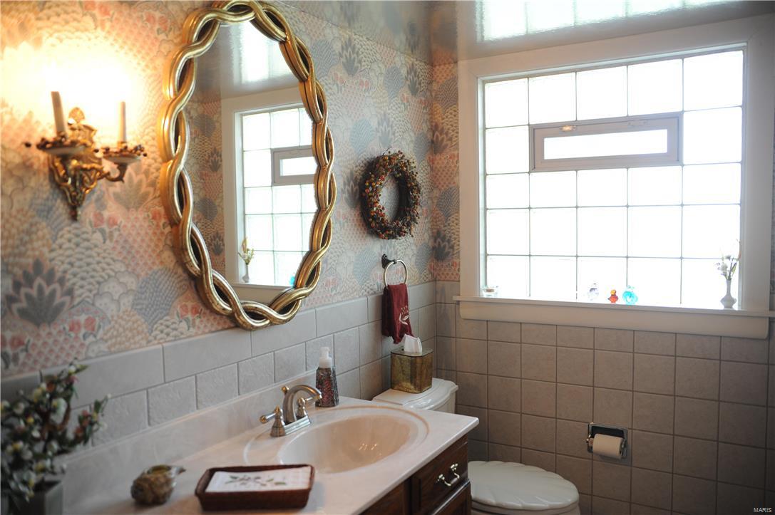143 Ridgecrest Drive Chesterfield, MO 63017 - Photo 17 of 48 Gallery Image 17