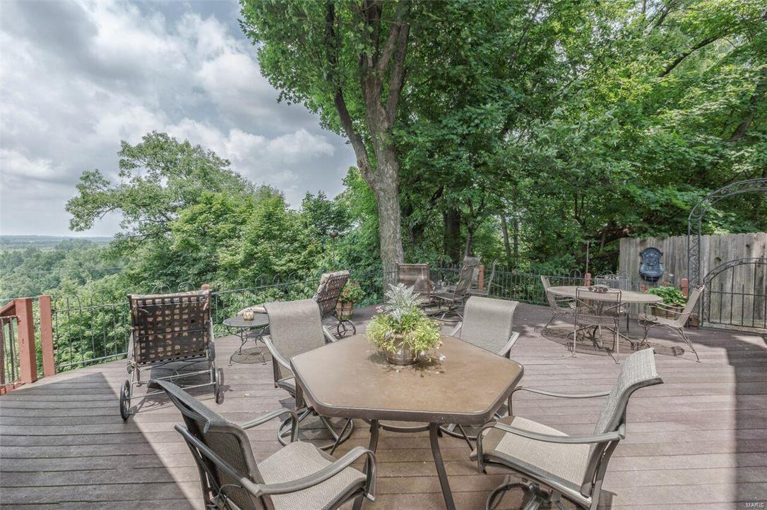143 Ridgecrest Drive Chesterfield, MO 63017 - Photo 43 of 48 Gallery Image 43