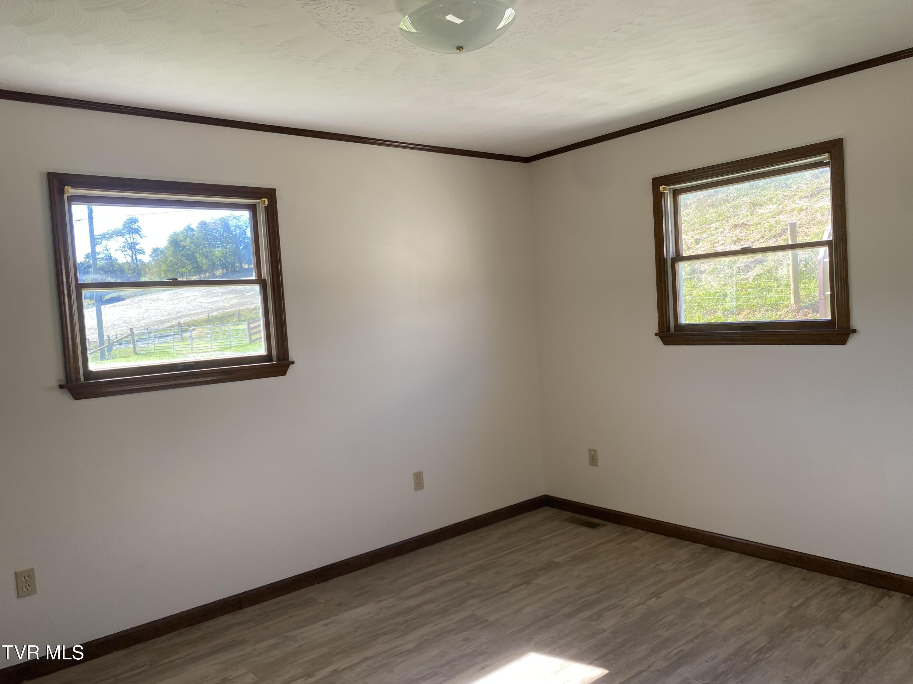 1151 Stonebruise Road, Unit 2 Lebanon, VA 24266 - Photo 13 of 17 IMG_6772