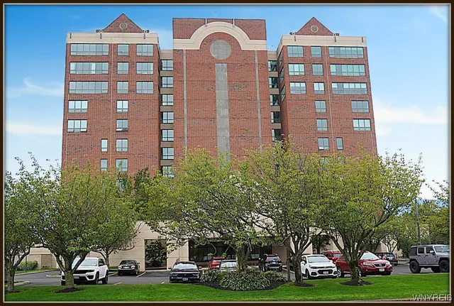 $314,900 | 200 Lakefront Boulevard, Unit 301, Buffalo, NY 14202