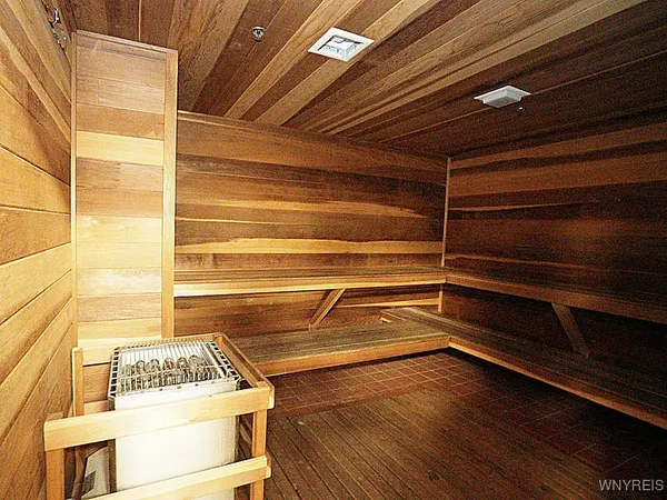 $299,900 | 200 Lakefront Boulevard, Unit 301, Buffalo, NY 14202