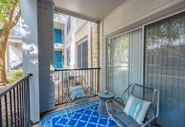 $999 | 10505 I-35 Frontage Road South, Unit 827, Austin, TX 78747