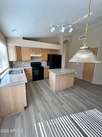 $2,200 | 1764 East Erie Street, Gilbert, AZ 85295