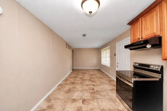 $219,900 | 2914 Dragonwick Drive, Houston, TX 77045