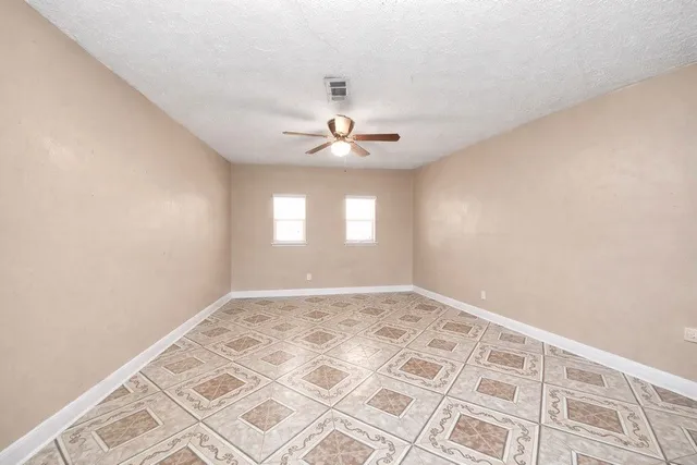 $219,900 | 2914 Dragonwick Drive, Houston, TX 77045