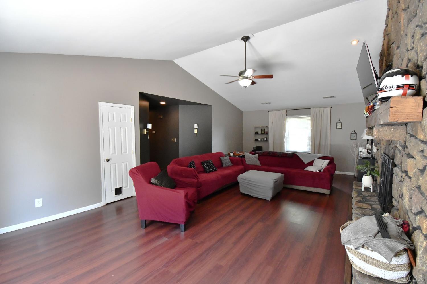 1217 Wood Road Lynchburg, VA 24502 - Photo 9 of 44