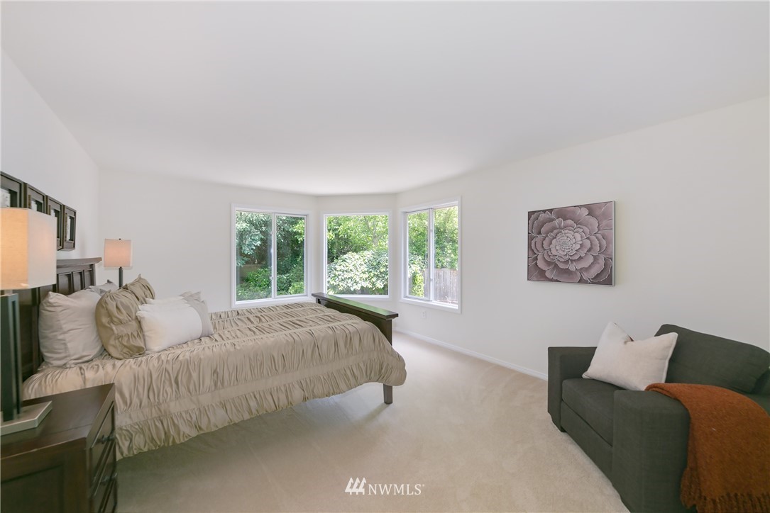 10014 Northeast 153rd Street Bothell, WA 98011 - Photo 13 of 25 Gallery Image 13