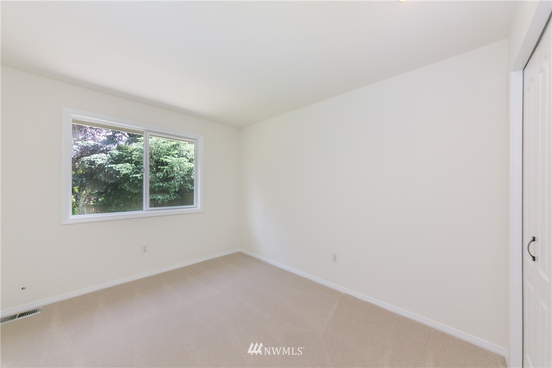10014 Northeast 153rd Street Bothell, WA 98011 - Photo 18 of 25 Gallery Image 18