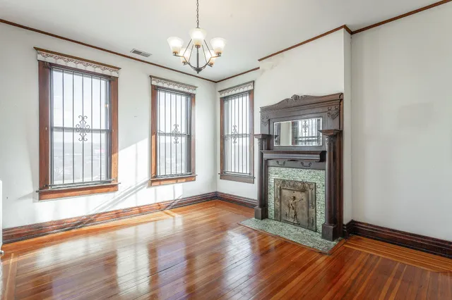 $1,100,000 | 930 Oak Street, Chattanooga, TN 37403